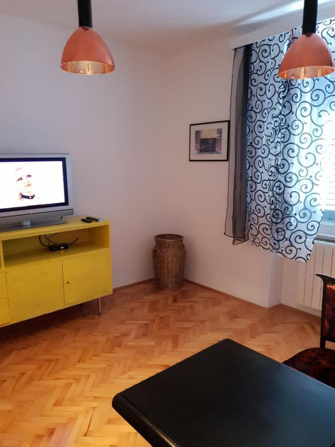 Apartman Pem Pula Dış mekan fotoğraf